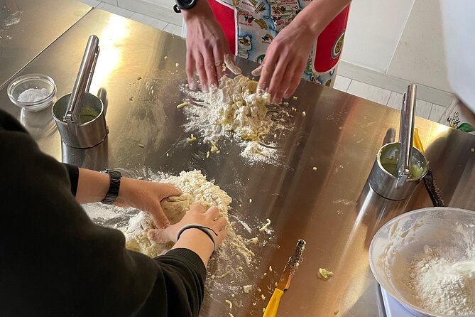 Shared Cooking Class With Traditional Recipes in Sorrento - Group Size