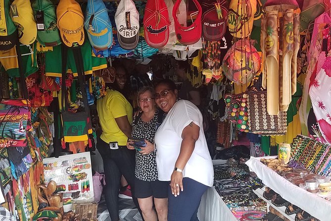 Shopping From Ocho Rios Hotels - Cultural Immersion Through Shopping