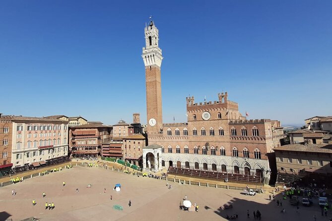 Siena Tour and Exclusive Window on Piazza Del Campo - Palace and Palazzo Scotti