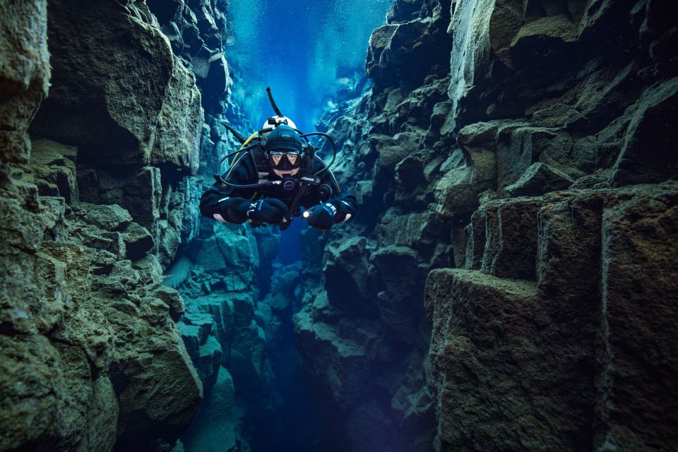 Silfra: Diving Between Tectonic Plates - Preparing for the Dive