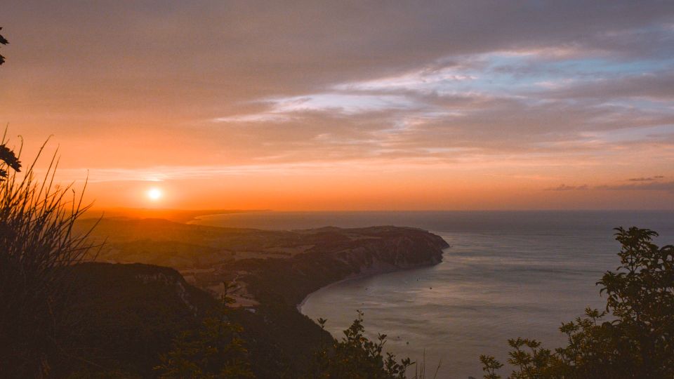 Sirolo: Mount Conero Guided Sunset Hike With Wine Tasting - What to Expect During the Hike