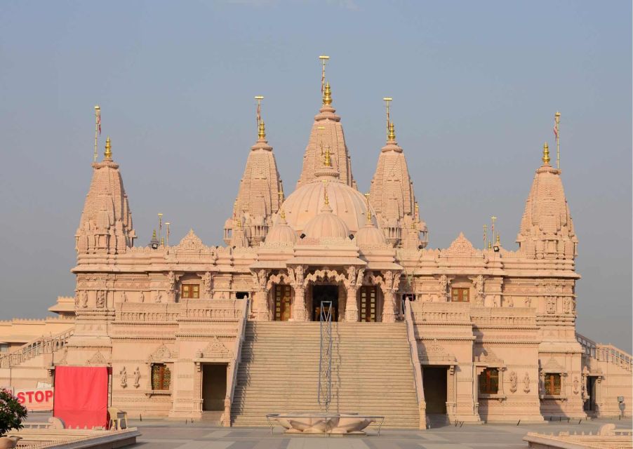 Spiritual Trails of Ahmedabad (2 Hours Guided Tour) - Serene Ambiance of Temples