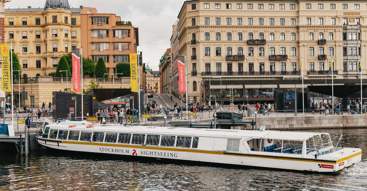 Stockholm: Under the Bridges Boat Tour - Tour Duration and Languages