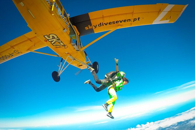 Tandem Skydiving Algarve 10.000ft — 3500m - Experience Highlights