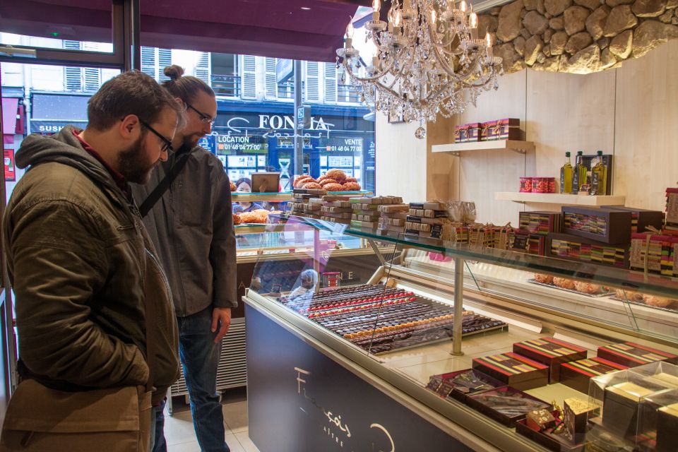 The Marais: Pastry and Chocolate Food Tour - Tour Duration and Guide Languages