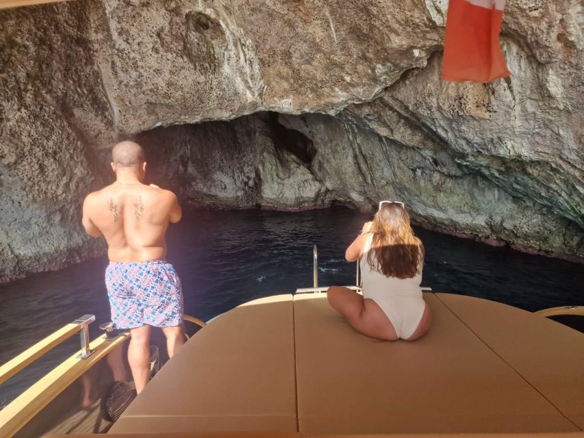 Tour Capri: Discover the Island of VIPS by Boat - Frequently Asked Questions