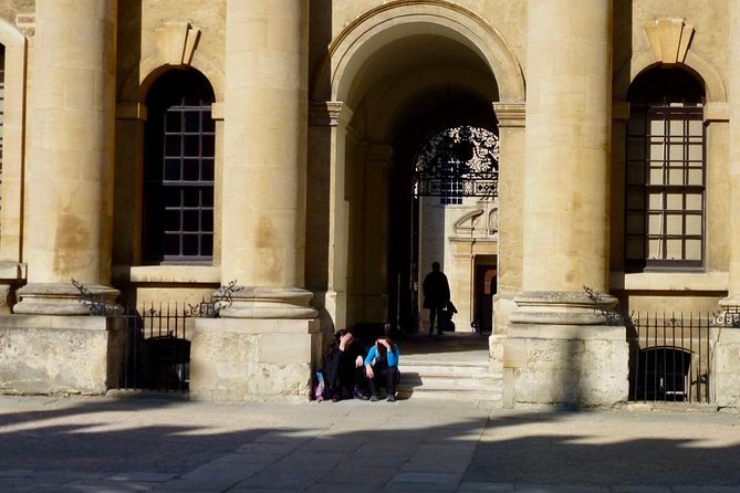 Tours of Oxford Private Walking Tours for the Discerning Traveler - Accessibility and Requirements