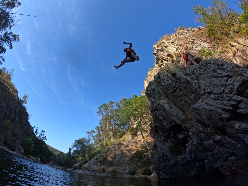 Tubing-Rafting at Paiva River - Availability and Season