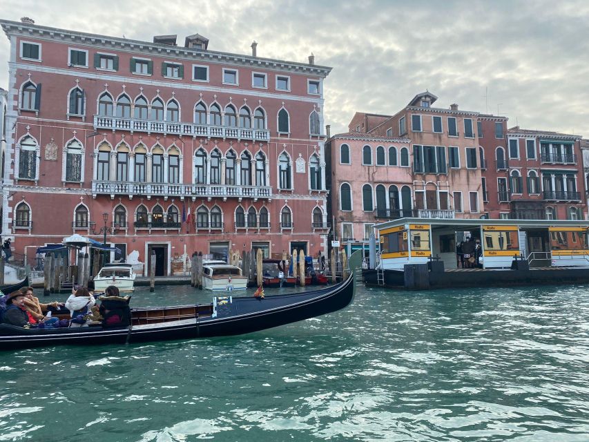 Venice Private Day Tour With Gondola Ride - From Rome - Cruising Through Venetian Canals