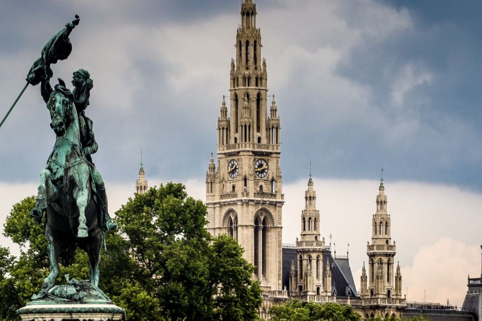 Vienna: First Discovery Walk and Reading Walking Tour - Cancellation Policy