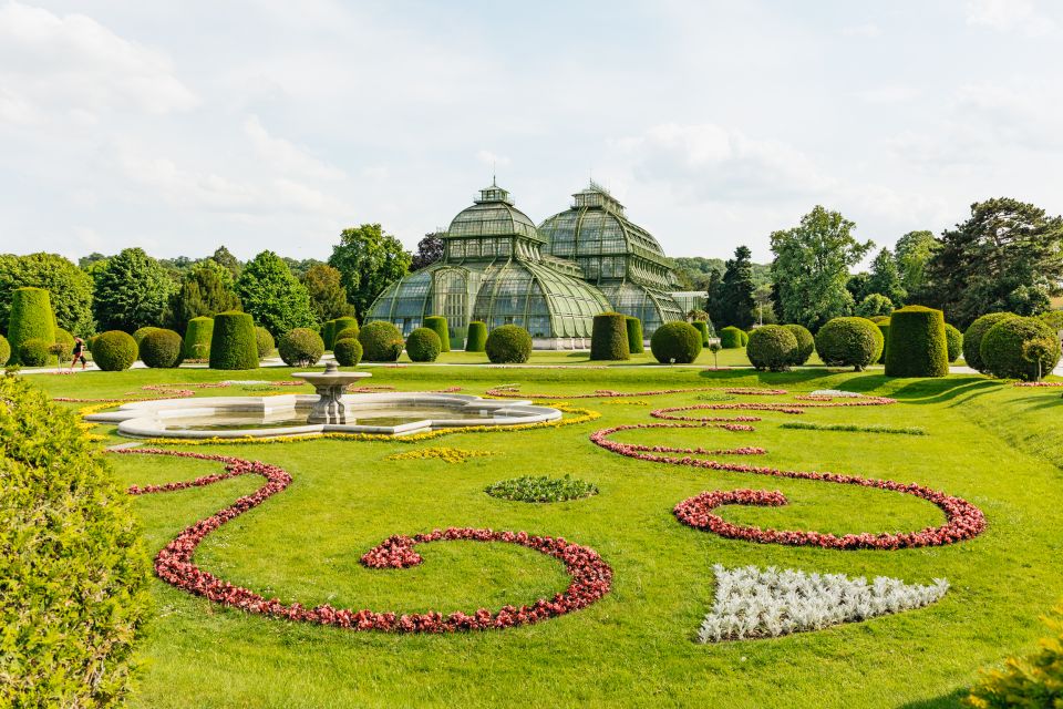 Vienna: Panorama Train Tickets to Explore Schönbrunn Palace - Recommended Boarding Location