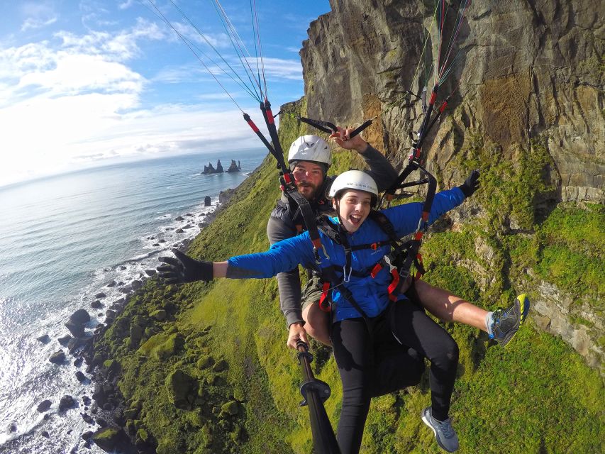 Vík: Paragliding Tandem Flight - What to Bring