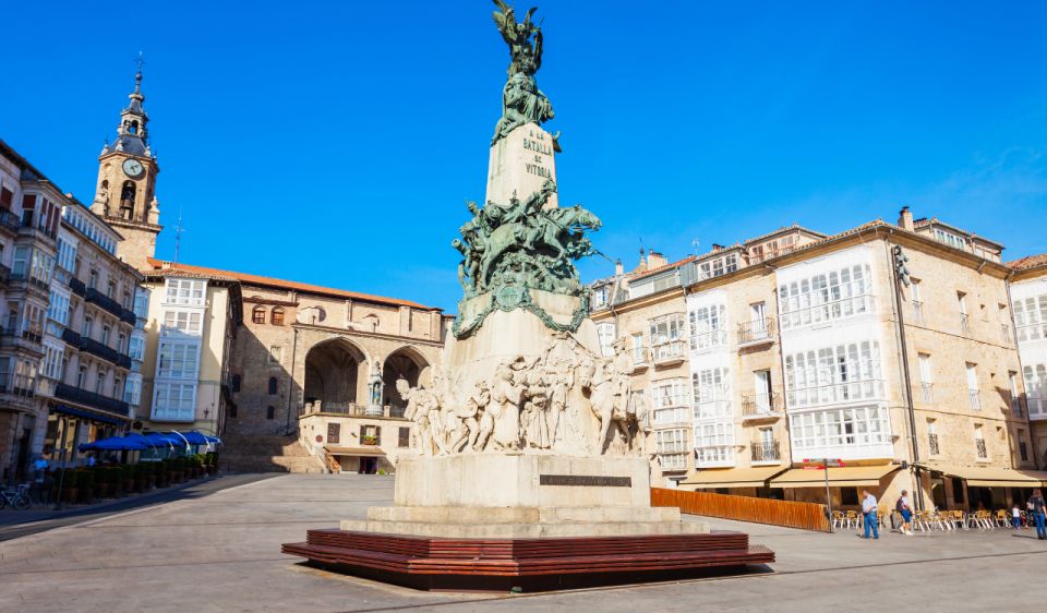 Vitoria Private Tour From Bilbao With Pick up and Drop off - Private Official Tour Guide