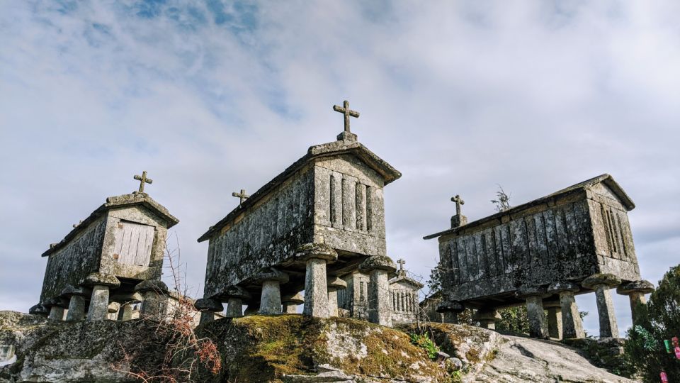 Walk & Picnic Peneda Gerês National Park - Guided - Guided Jeep Tour Experience