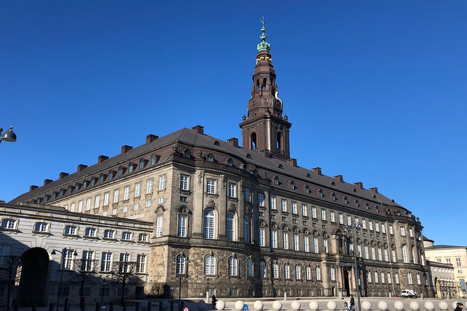 Walking Tour - Copenhagen Old Town & Tivoli Park Included - Meeting Point and Duration