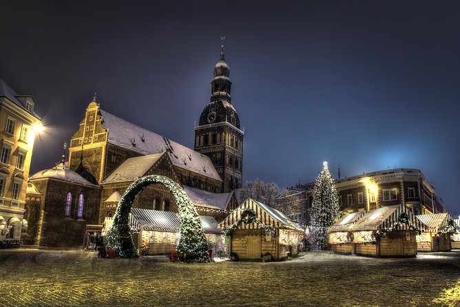 Walking Tour in Old Town - Meeting and Pickup Details