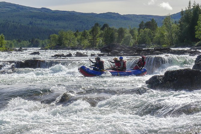 White Water Rafting Adventure in Dagali - Group Size and Fitness Level