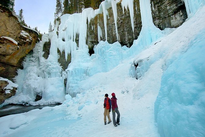 Winter Ice Walk in Johnston Canyon + Lake Minnewanka Day Trip - Connecting Flights and Insurance