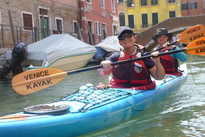 2 Hour Venice Canal Kayak Tour - Premium Experience by Day - Kayak Equipment and Photos