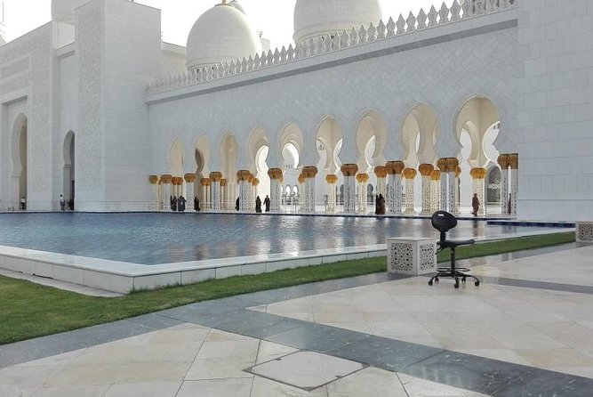 Abu Dhabi Sightseeing With Sheikh Zayed Grand Mosque & Louvre Abu Dhabi Private - Accessibility and Participation