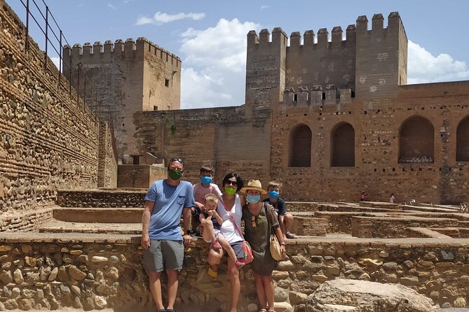 Alhambra: Private Tour for Families - Whats Included