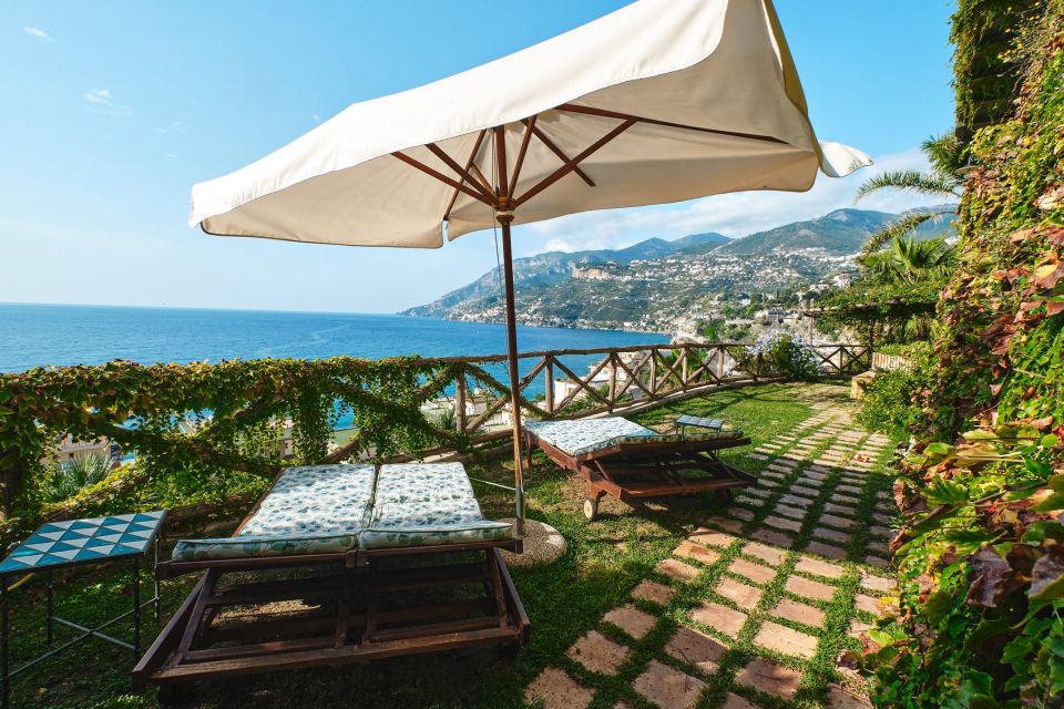 Amalfi Coast: Exclusive Hot Tub With Champagne and Meal Package - Meal and Champagne