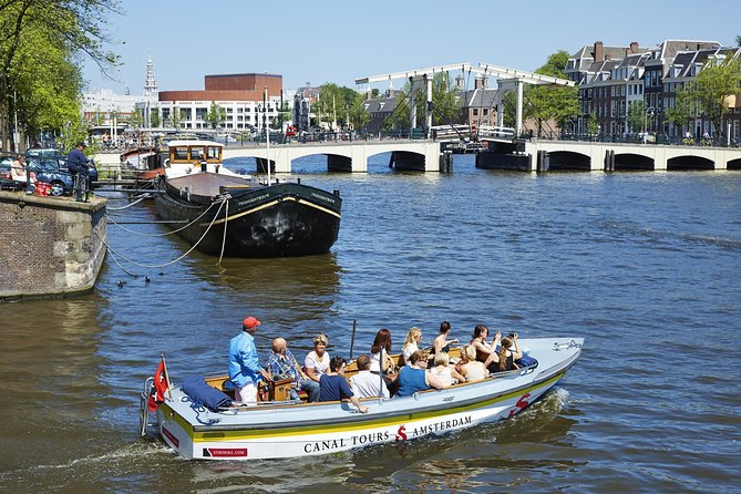 Amsterdam Small-Group Open Boat Tour Off The Beaten Track - Traveler Impressions