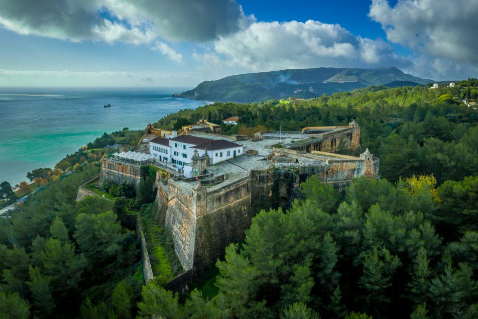 Arrabida Natural Park Full-Day Private Tour From Lisbon - Renaissance Architecture