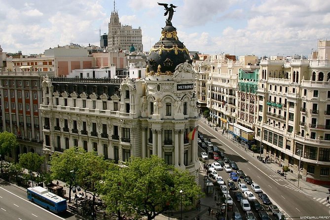 Arrival Transfer: Madrid Airport MAD to Madrid in Luxury Van - Frequently Asked Questions