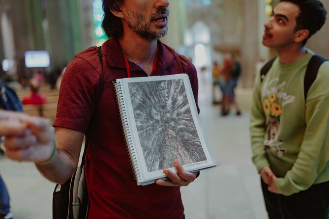 Barcelona: Sagrada Familia Semi-Private Guided Tour - Free Time Inside the Basilica