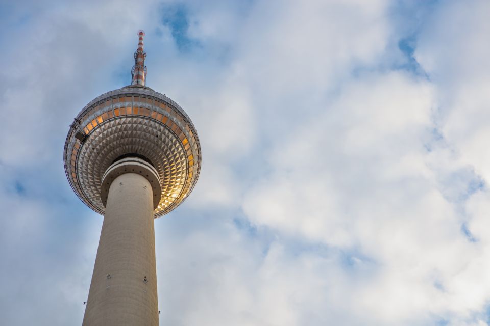 Berlin TV Tower: Fast View Entry Ticket With Afternoon Tea - Accessibility and Evacuation Procedures