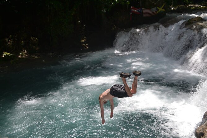 Blue Hole Secret Waterfall And Highlight Tour - Getting There