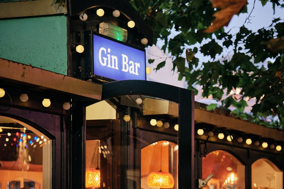 Bristol: 6 Oclock Gin Cocktail Masterclass at The Glassboat - Cocktail Making and Tastings