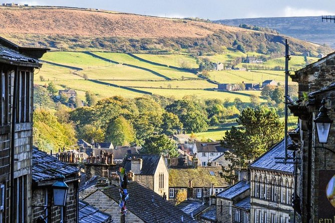 Bronte Country and Yorkshire Dales Private Day Trip From York - Experiencing Yorkshires History