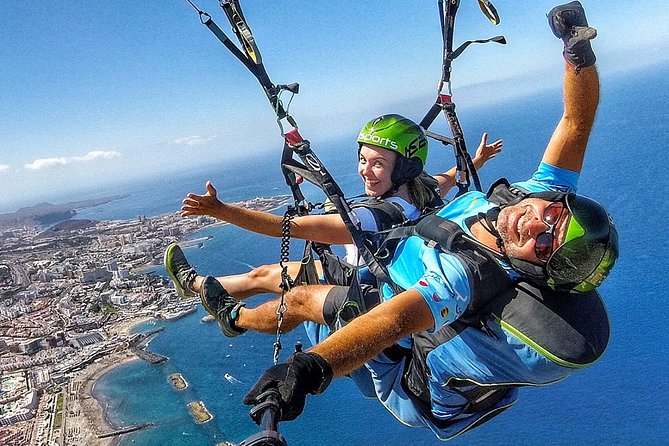 BRONZE Tandem Paragliding Flight in South Tenerife, Free Pick up - Purchasing Footage