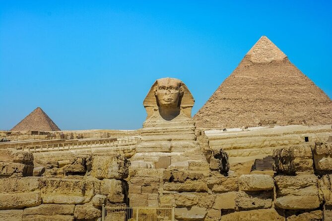 Cairo/Giza: 2-Day Pyramid, Museum, Bazaar Private Tour - Bazaar Experience