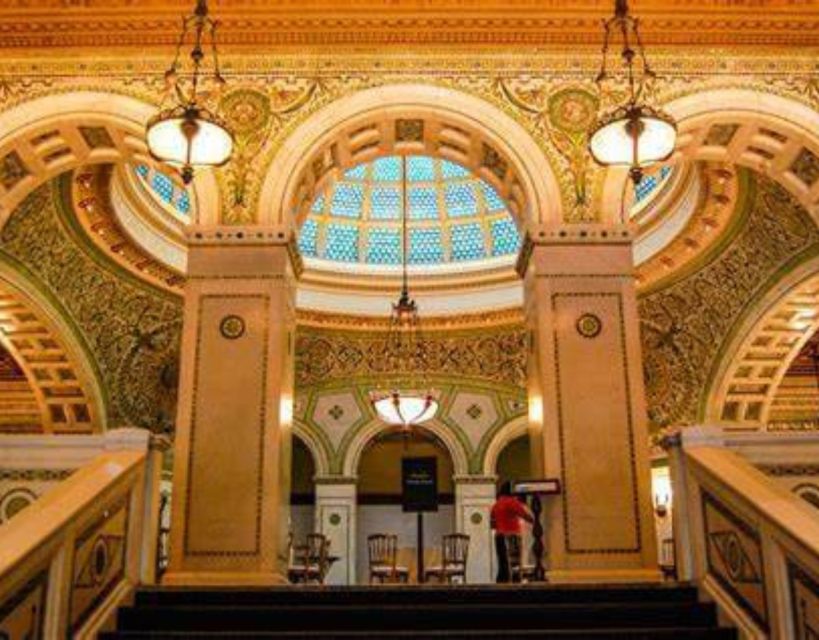 Chicago Loop Architecture Private Walking Tour - Unbound Luxury at Chicago Athletic Association