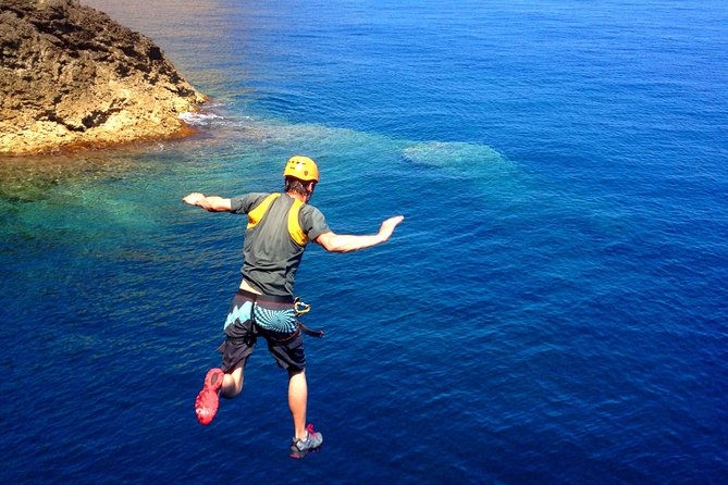 Coasteering Cliff Jumping - What to Expect