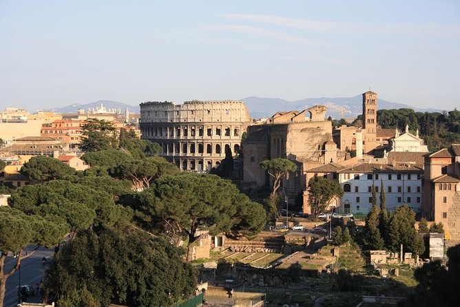 Colosseum and Ancient Rome Private Guided Tour - Explore the Colosseum