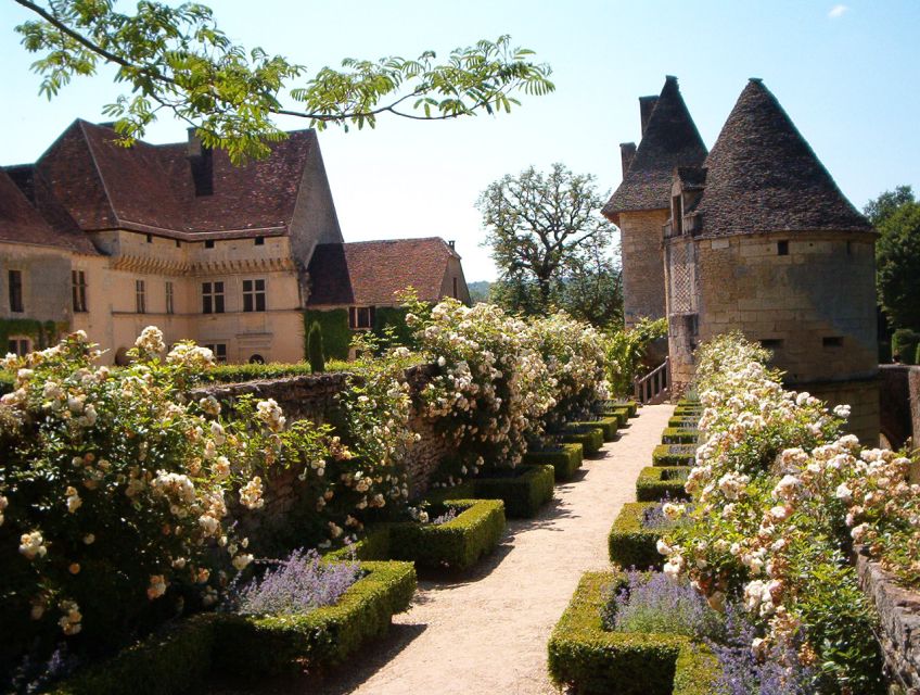 Dordogne: Visit to the Castle of Losse and Its Gardens - Frequently Asked Questions