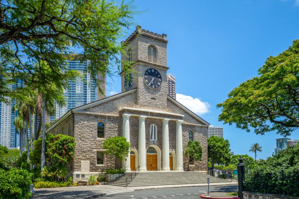 Downtown Honolulu Self-Guided Walking Audio Tour - Witnessing Aliiolani Hale