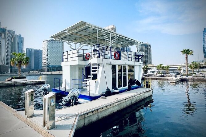 Dubai Luxury Yacht Cruise 2 Hours - Private Tour