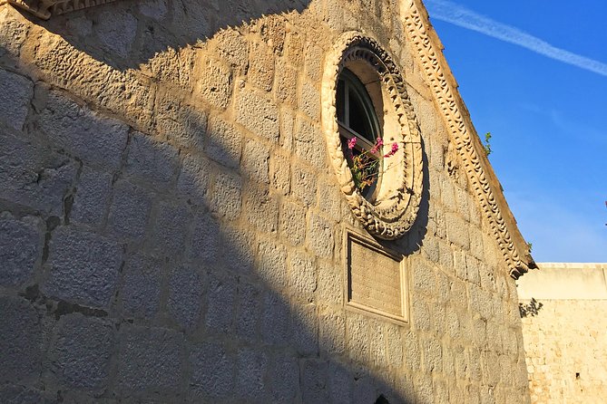 Dubrovnik Early Bird Walking Tour - Capturing the Moment