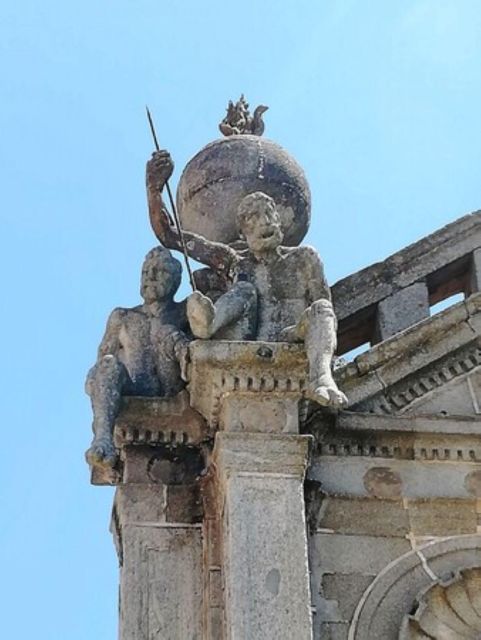 Évora With Love Walking Tour - Languages and Accessibility