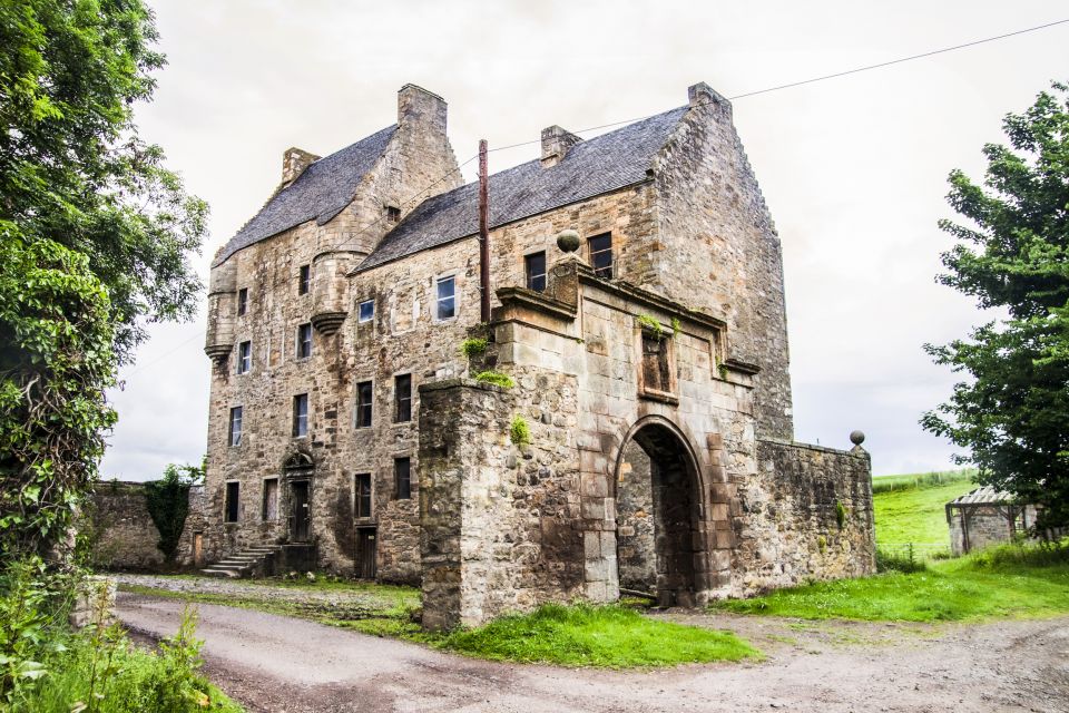 From Edinburgh: The Outlander Experience Guided Tour - Midhope Castle Grounds