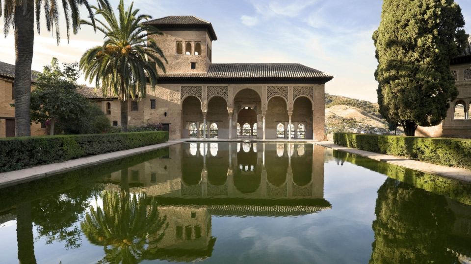 From Seville: Private Excursion to the Alhambra - Essential Travel Considerations