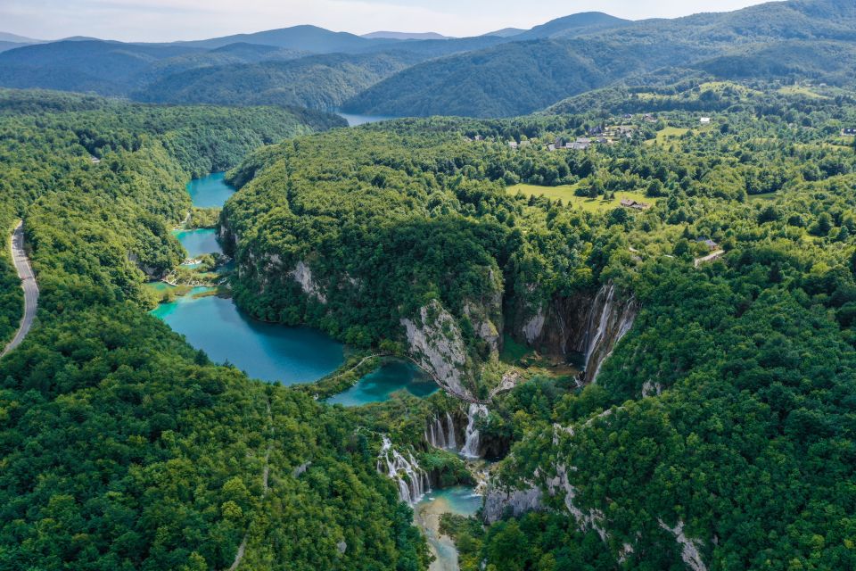 From Zadar: Round-Trip Transfer to Plitvice Lakes - Customer Feedback and Ratings