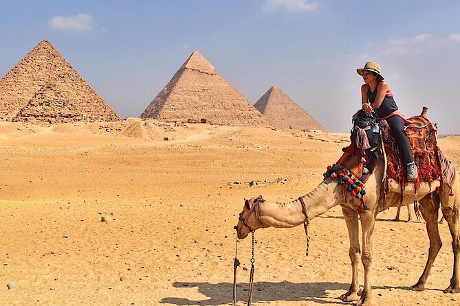 Giza Pyramids and Sphinx Private Tour - Enjoy a Local Lunch