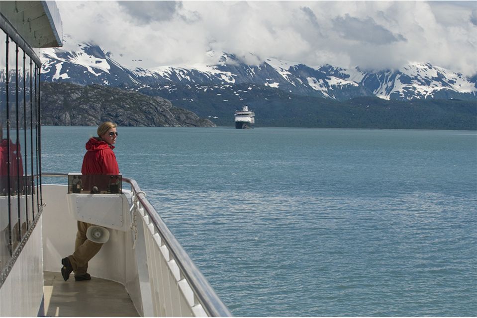 Glacier Bay: Glacier and Wildlife Catamaran Tour - Included in the Tour