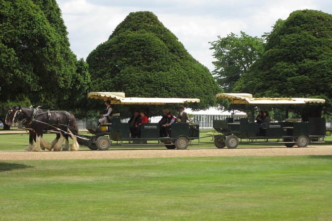 Hampton Court Palace 3hr Tour: Henry VIIIS & William IIIS Intriguing Palaces - Reviews and Ratings of the Tour